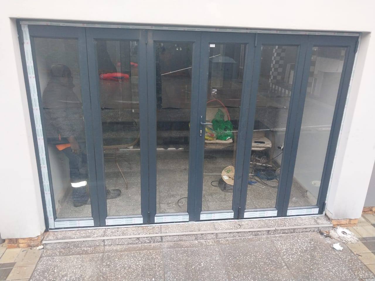 Home collen aluminium & glass glass door